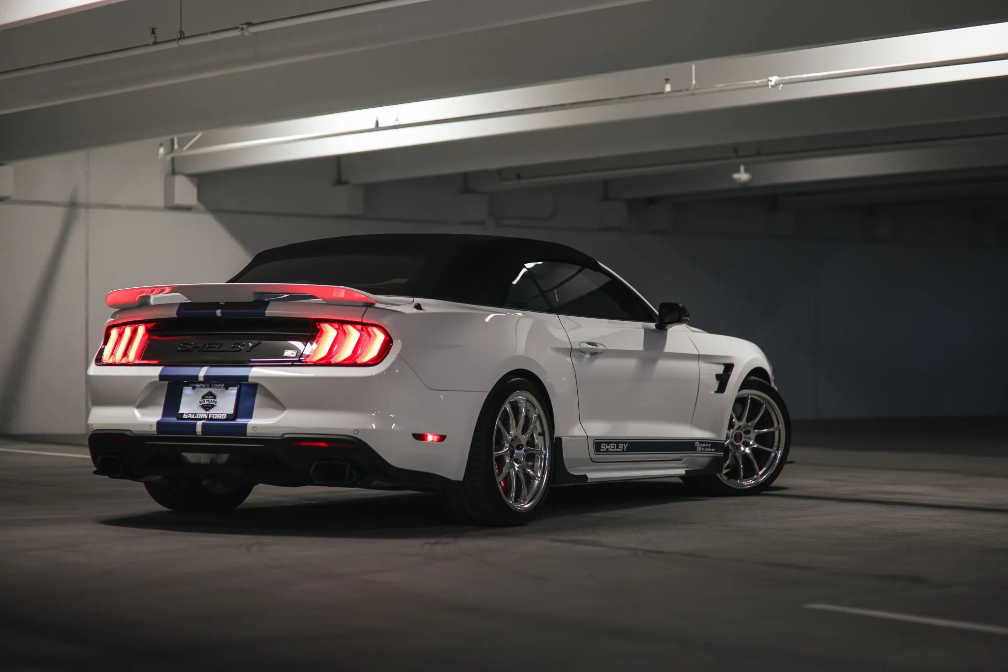 Ford Mustang Shelby Super Snake Speedster 8