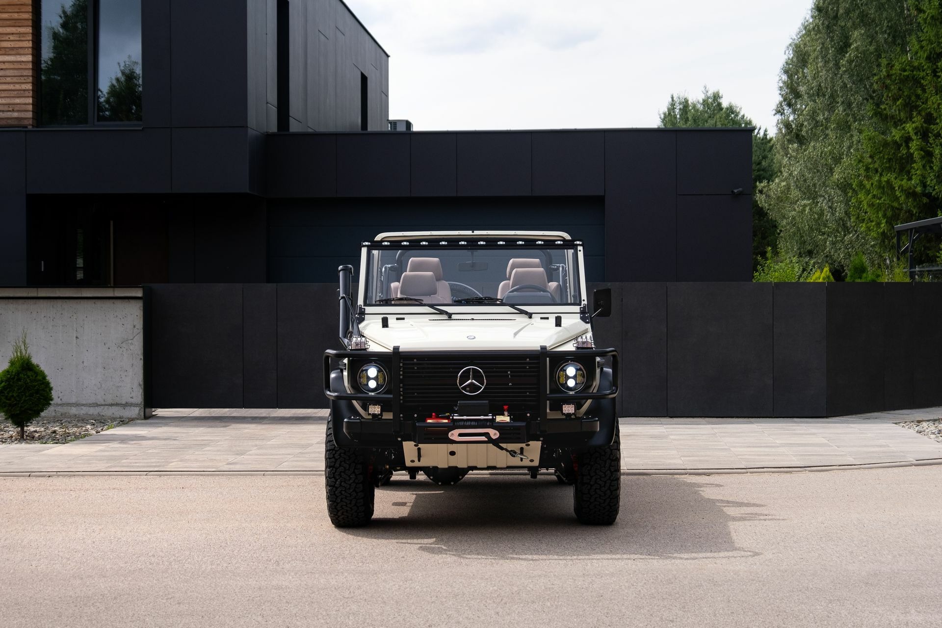 EMC Mercedes G-Class - 2