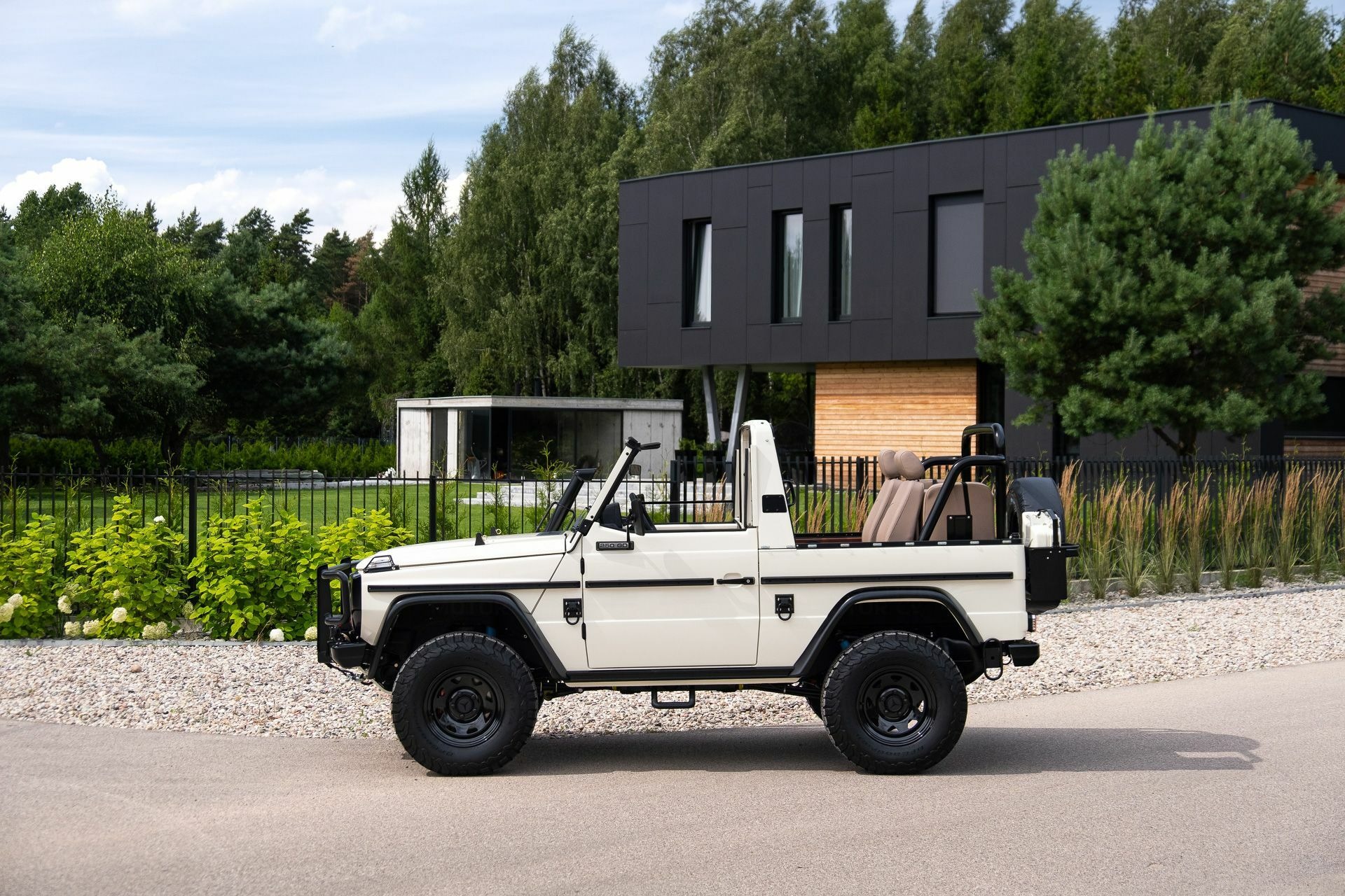 EMC Mercedes G-Class - 3