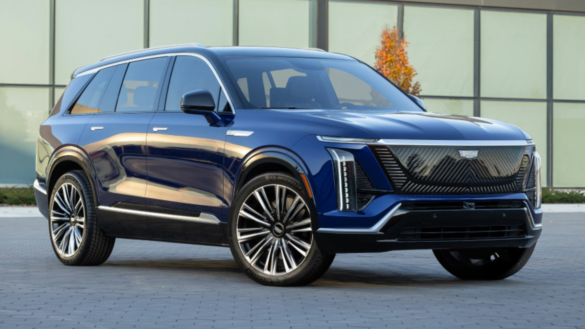 2025-Cadillac-Vistiq-1211-5