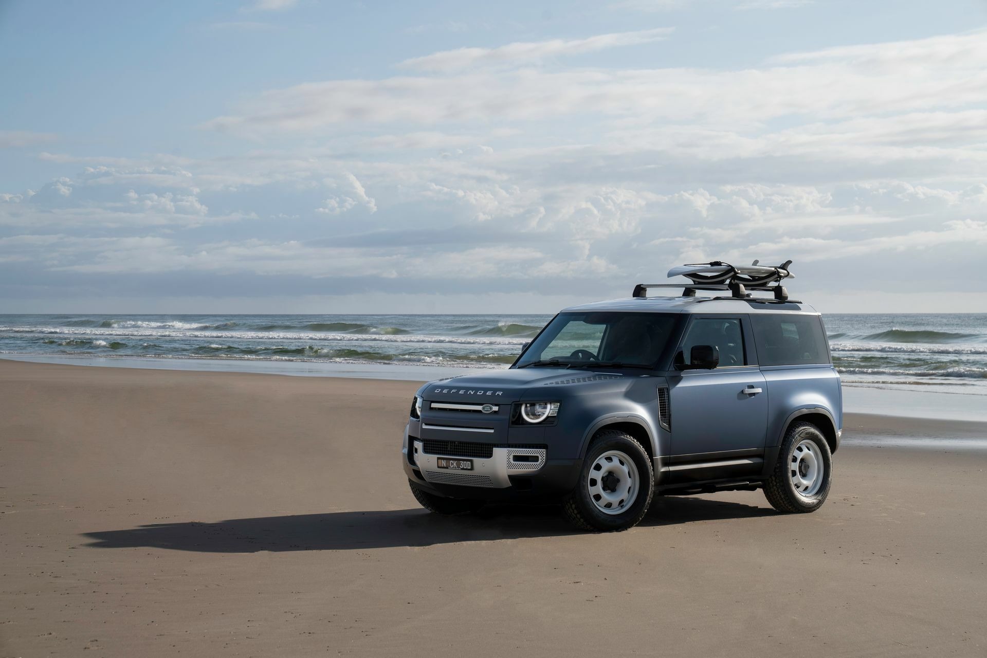 Land Rover Defender Pacific Blue Editon - 1