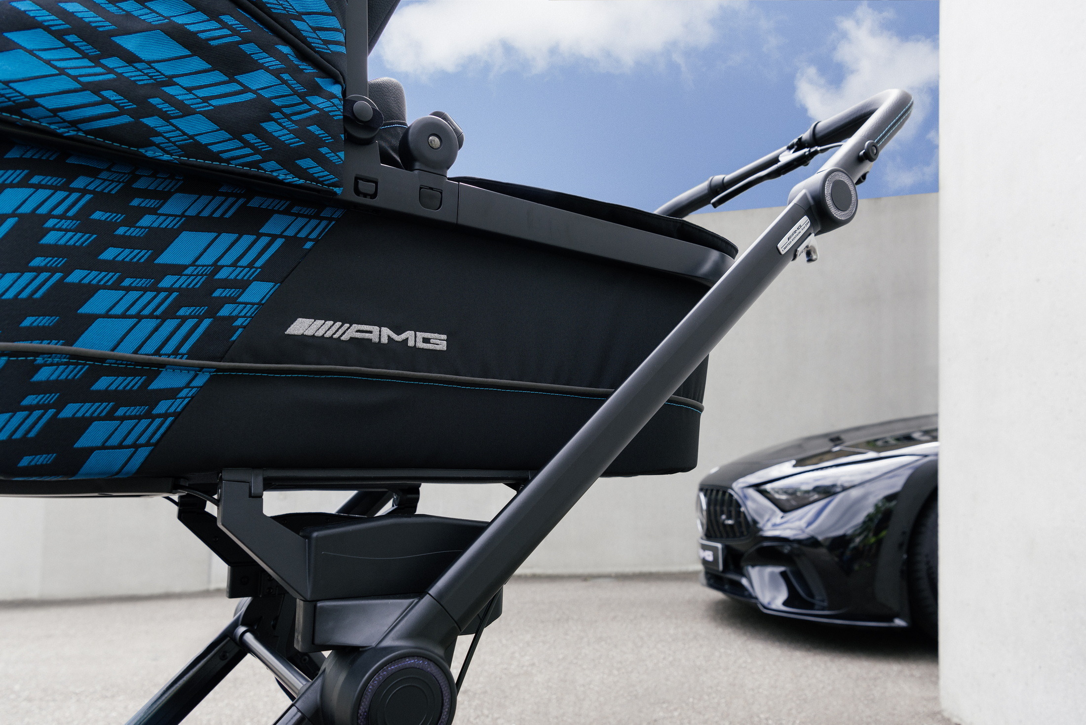 2023 Mercedes Hartan Stroller 13
