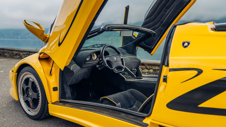 Lamborghini Diablo SV Roadster 17