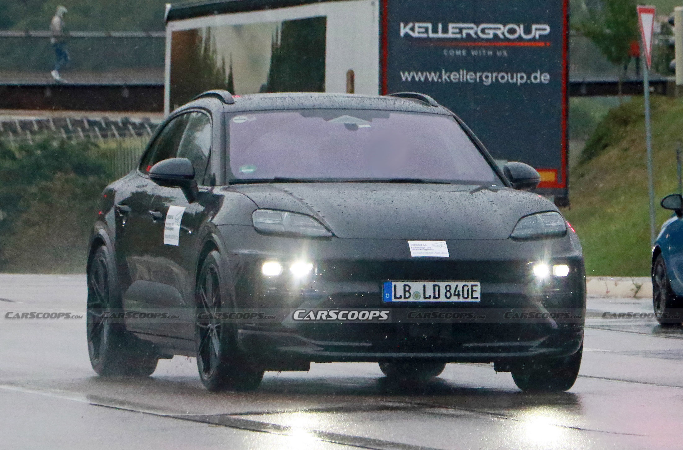 Porsche Macan EV spy shots 00001