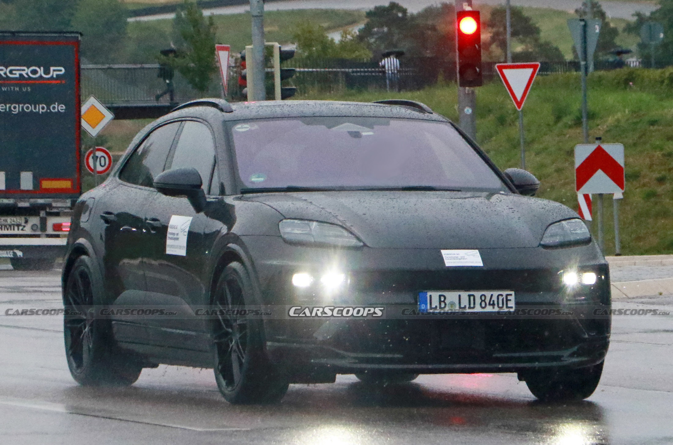Porsche Macan EV spy shots 00002