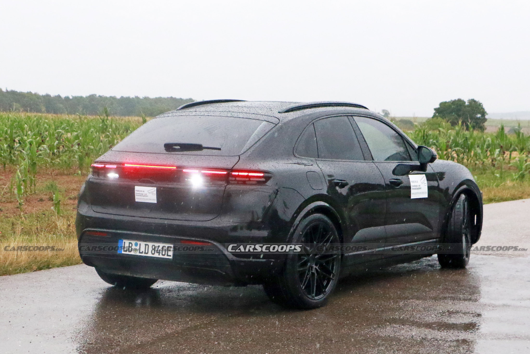 Porsche Macan EV spy shots 00014