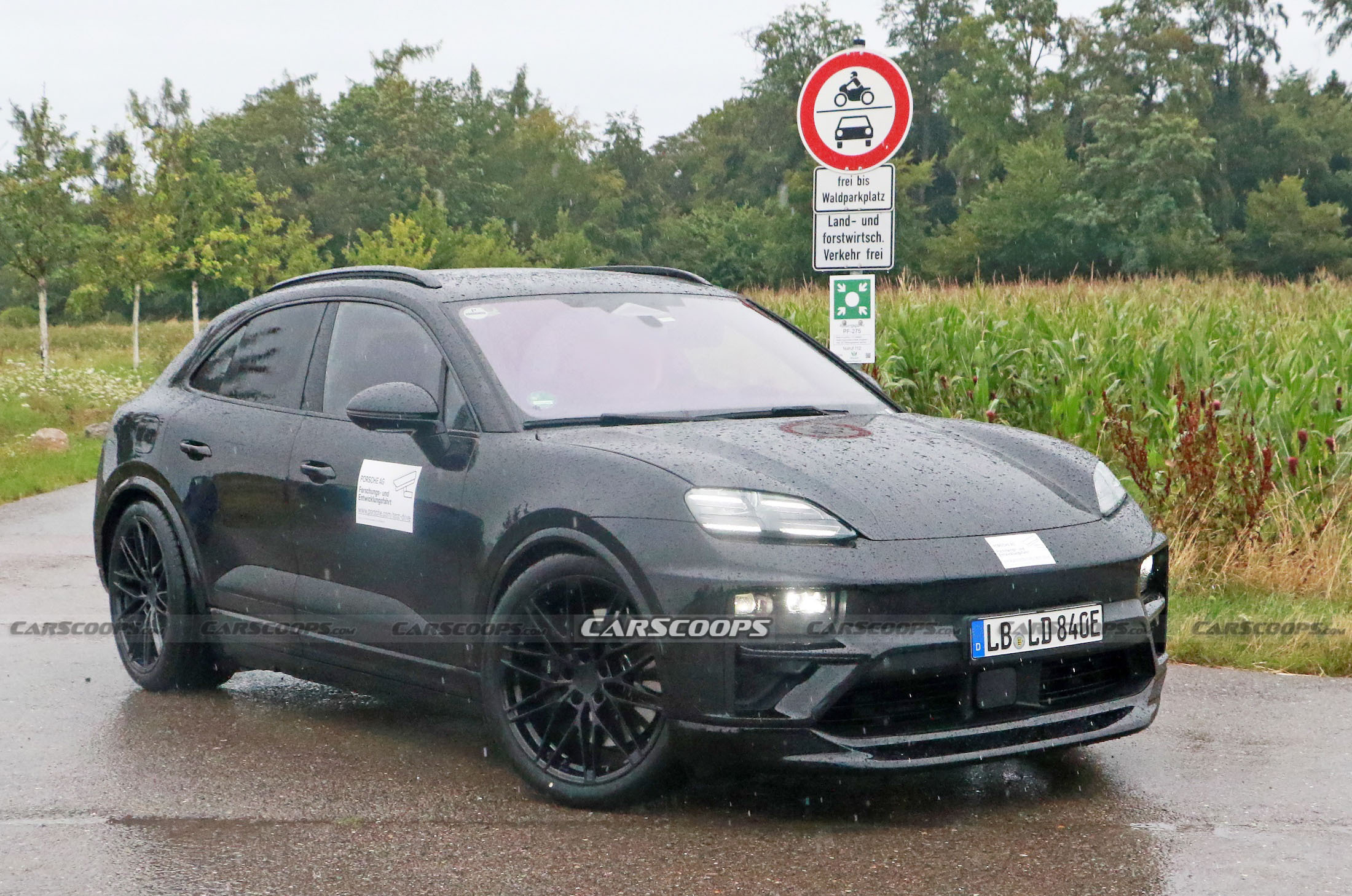 Porsche Macan EV spy shots 00021