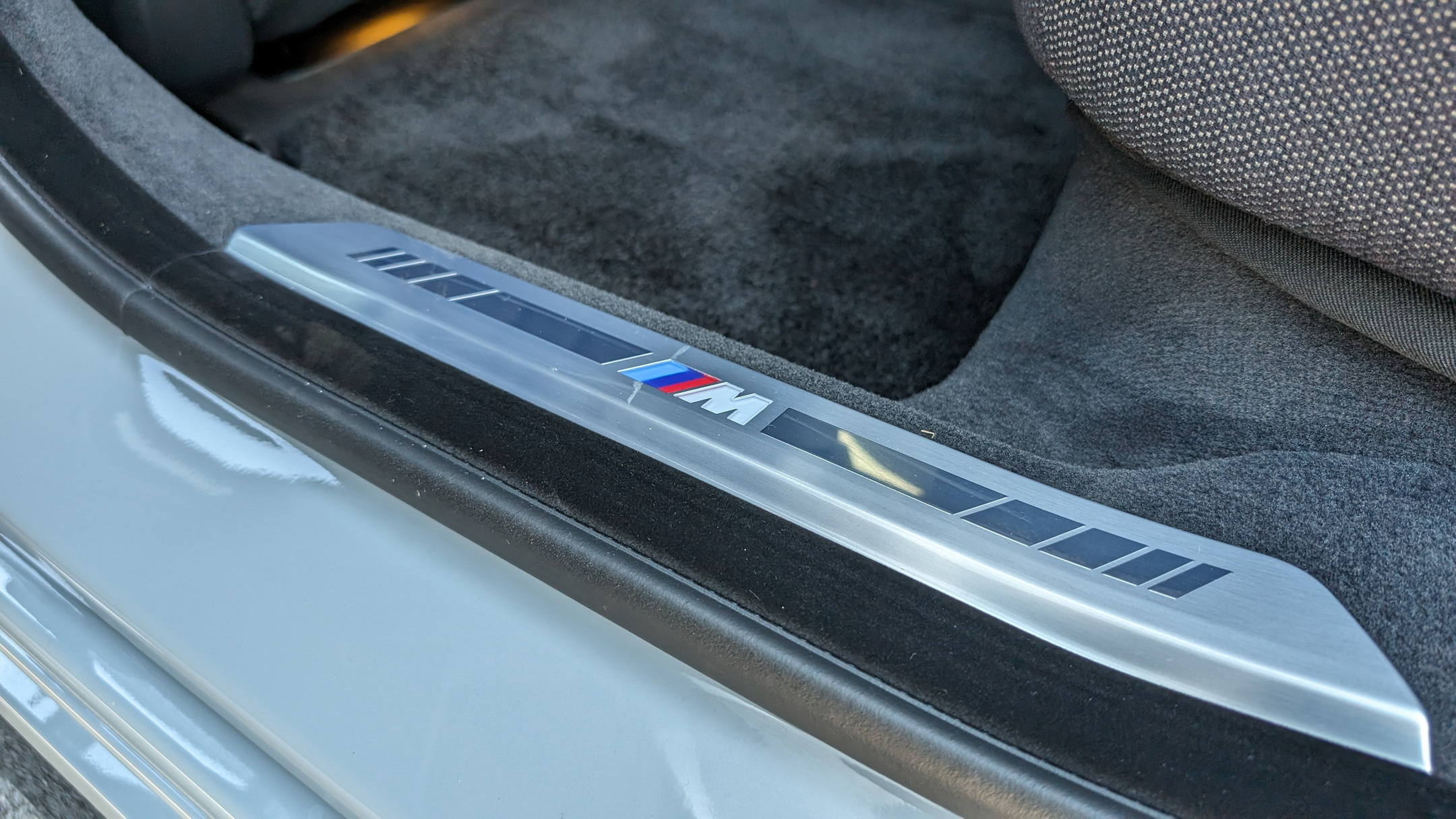 BMW i7 M70 Stephen Rivers for Carscoops 21