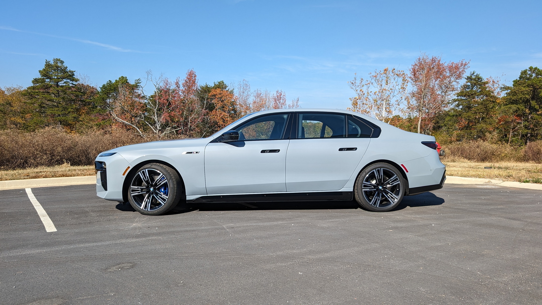 BMW i7 M70 Stephen Rivers for Carscoops 41