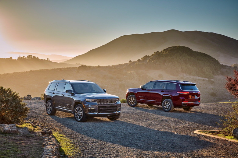 2022 Jeep Grand Cherokee 1