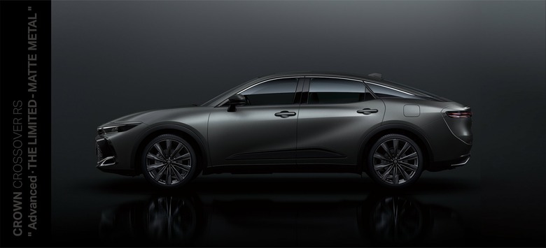 Toyota Crown Advanced Limited Matte Edition - Japan (1)