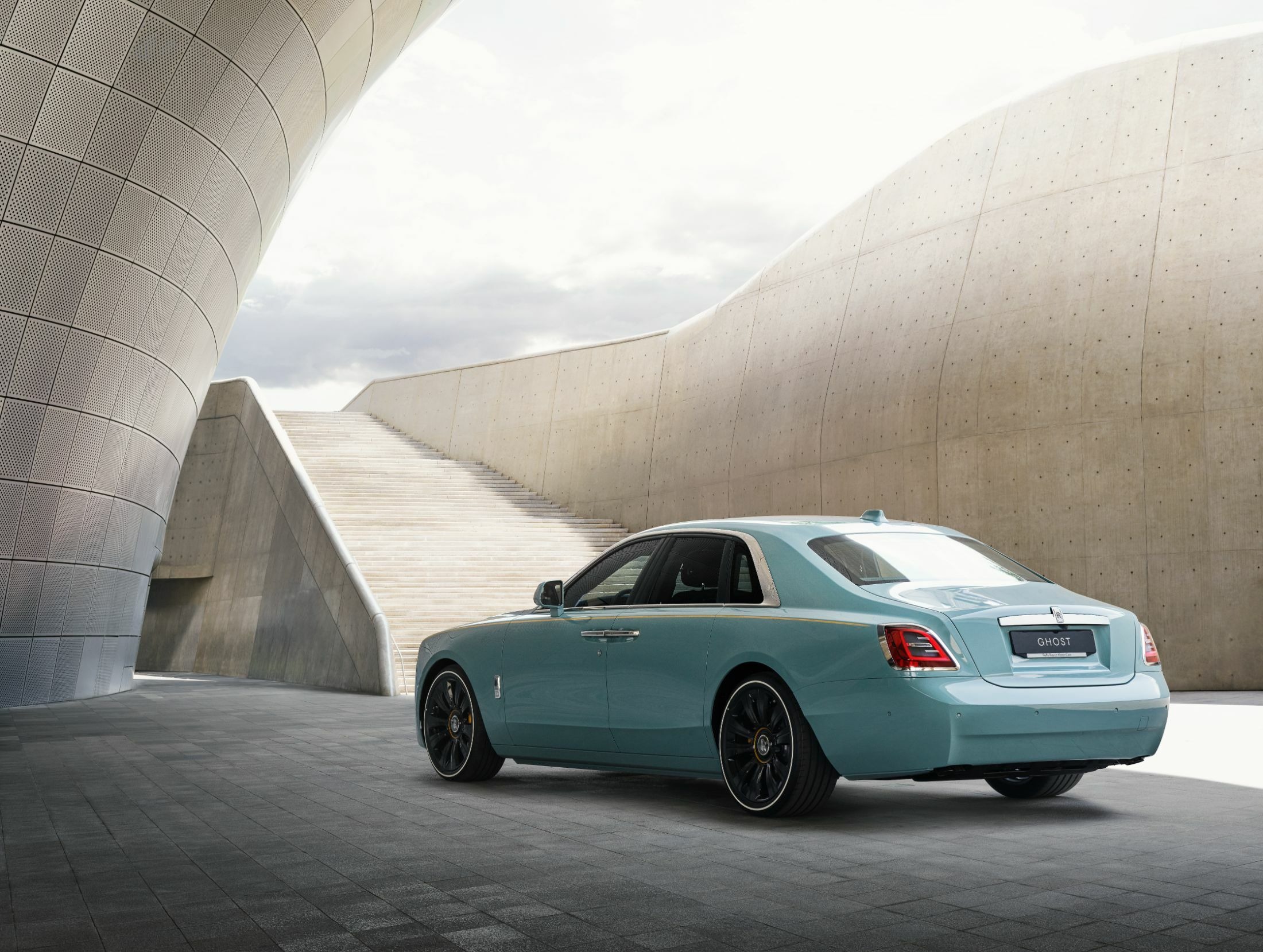 Rolls-Royce Ghost (6)