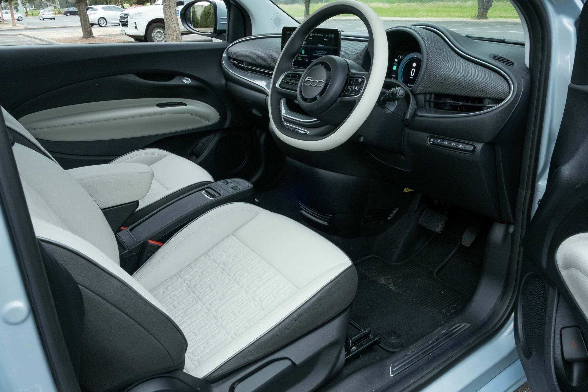 Fiat 500e La Prima - 51