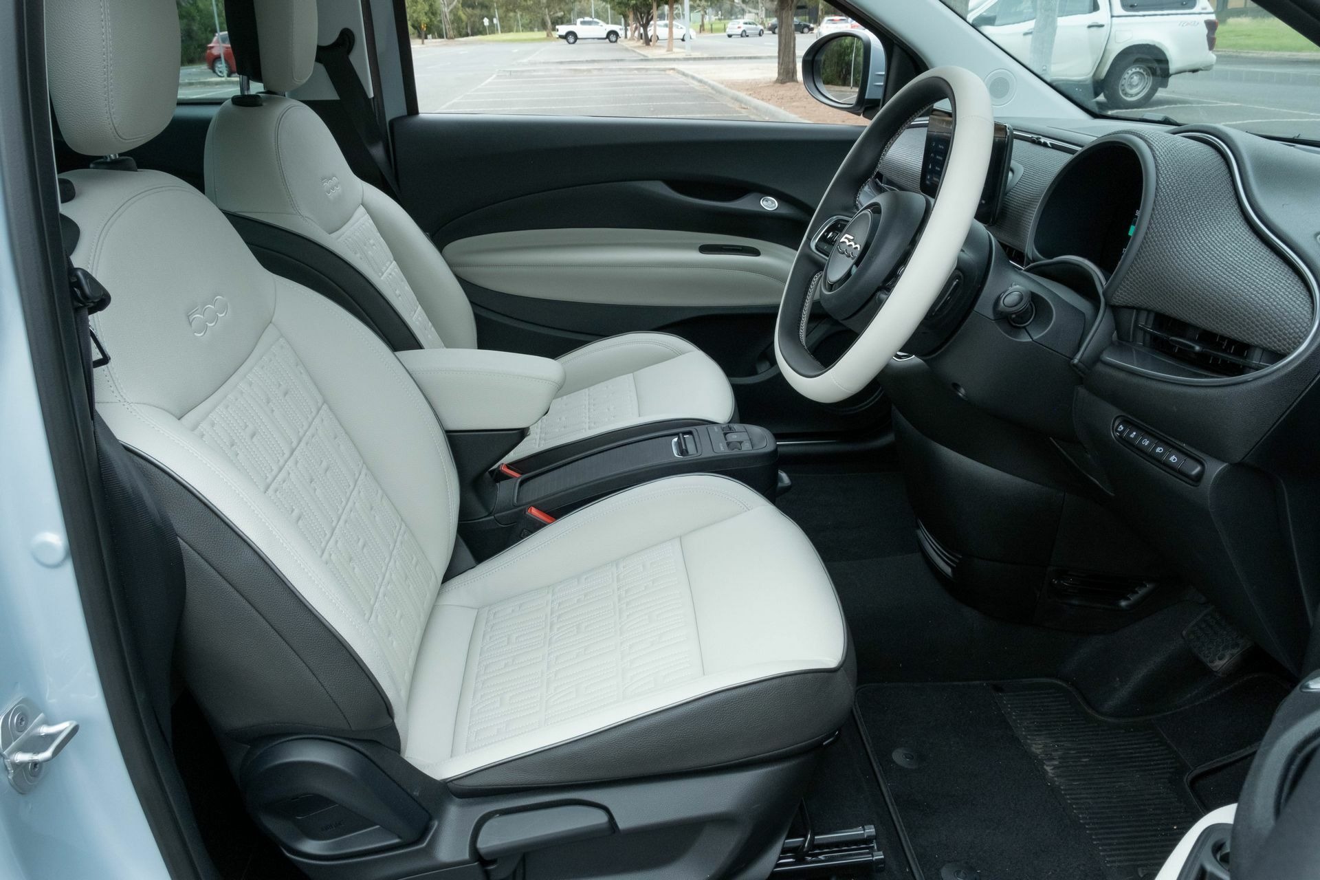 Fiat 500e La Prima - 52