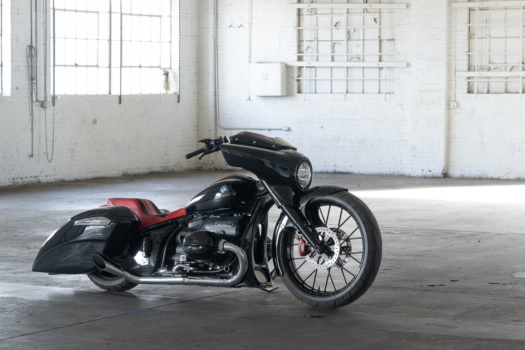 2024 BMW R18 One Eight C 8