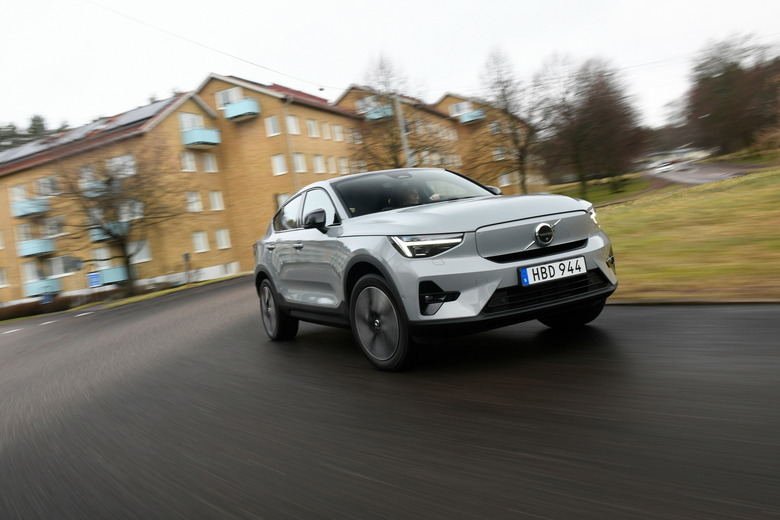 2023 Volvo C40 1