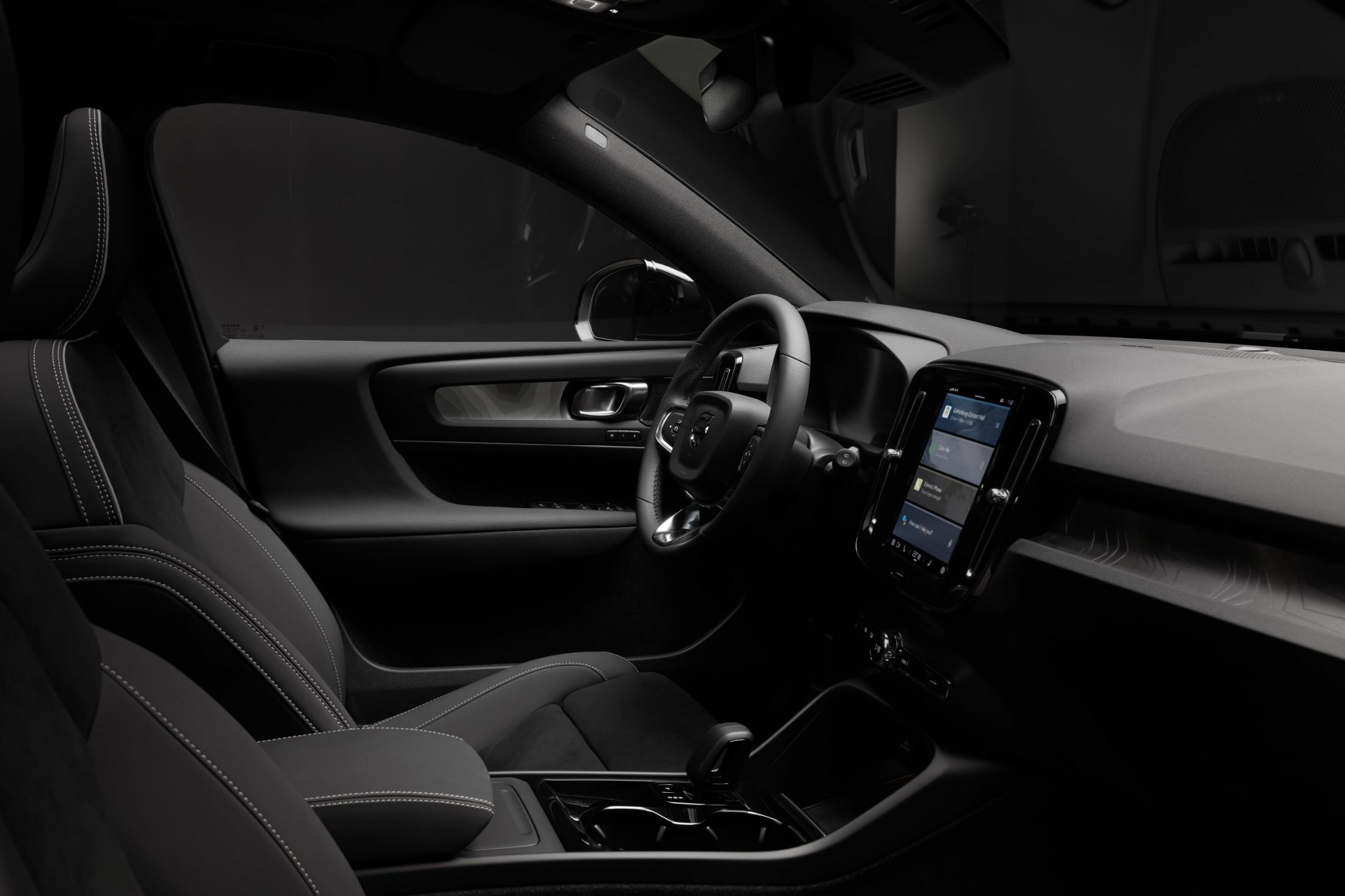 Volvo EX40 And EC40 Black Edition (3)