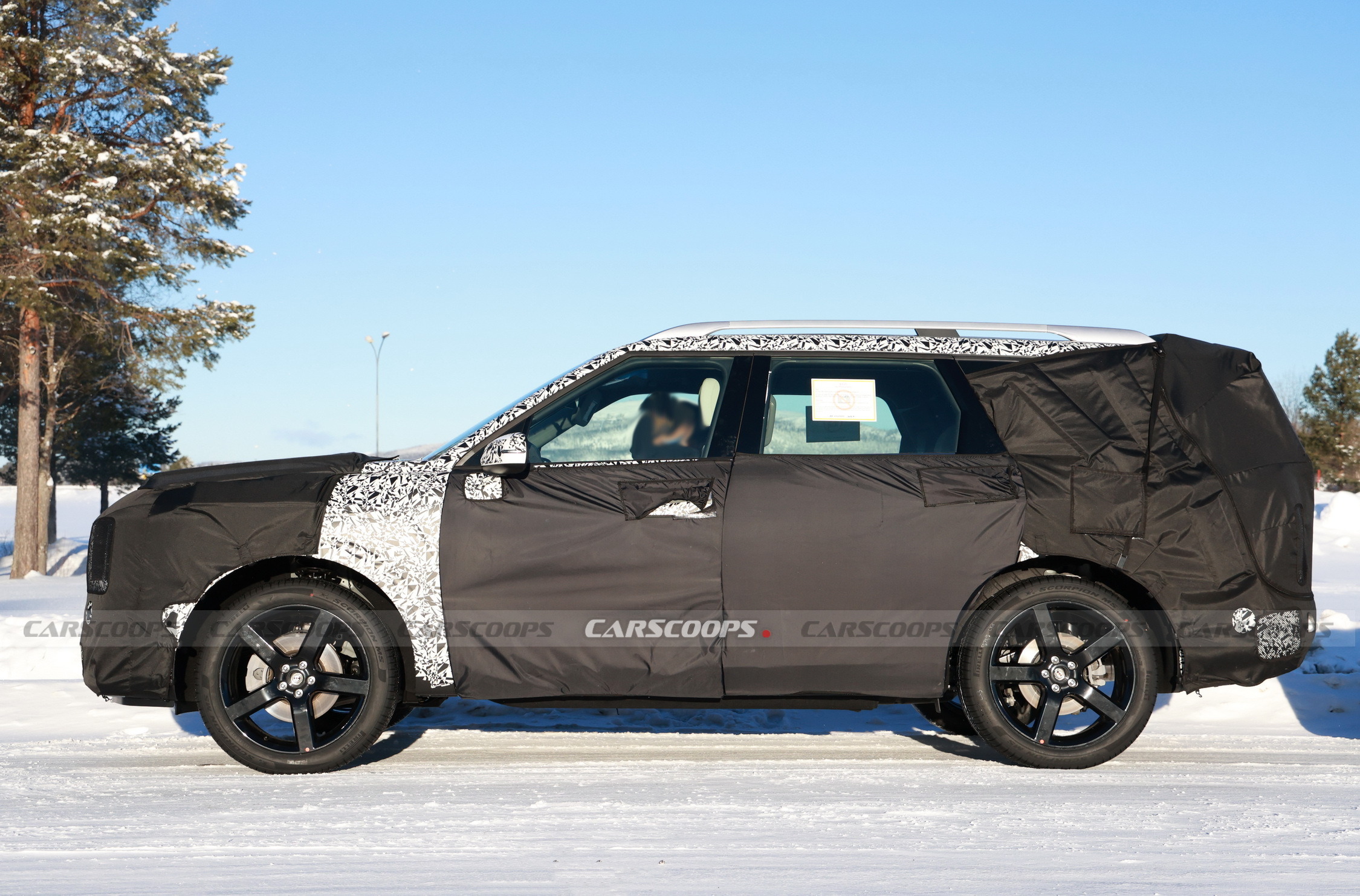 2026 Hyundai Palisade INS-OUT 12Carscoops