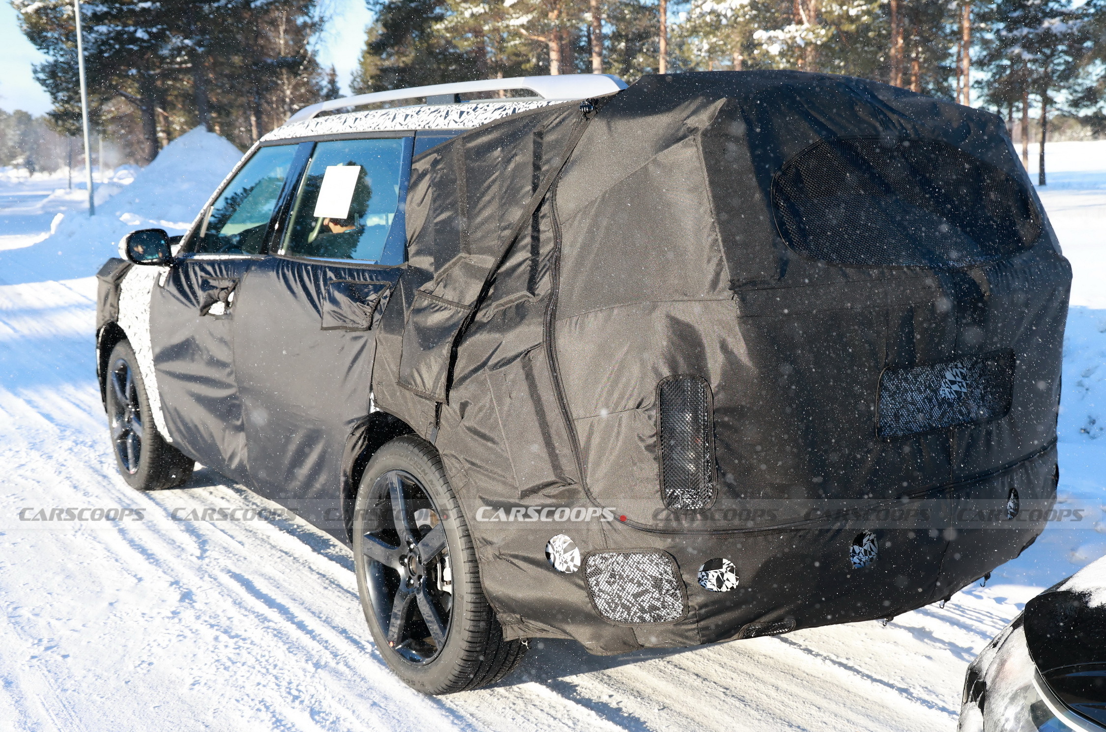 2026 Hyundai Palisade INS-OUT 15Carscoops