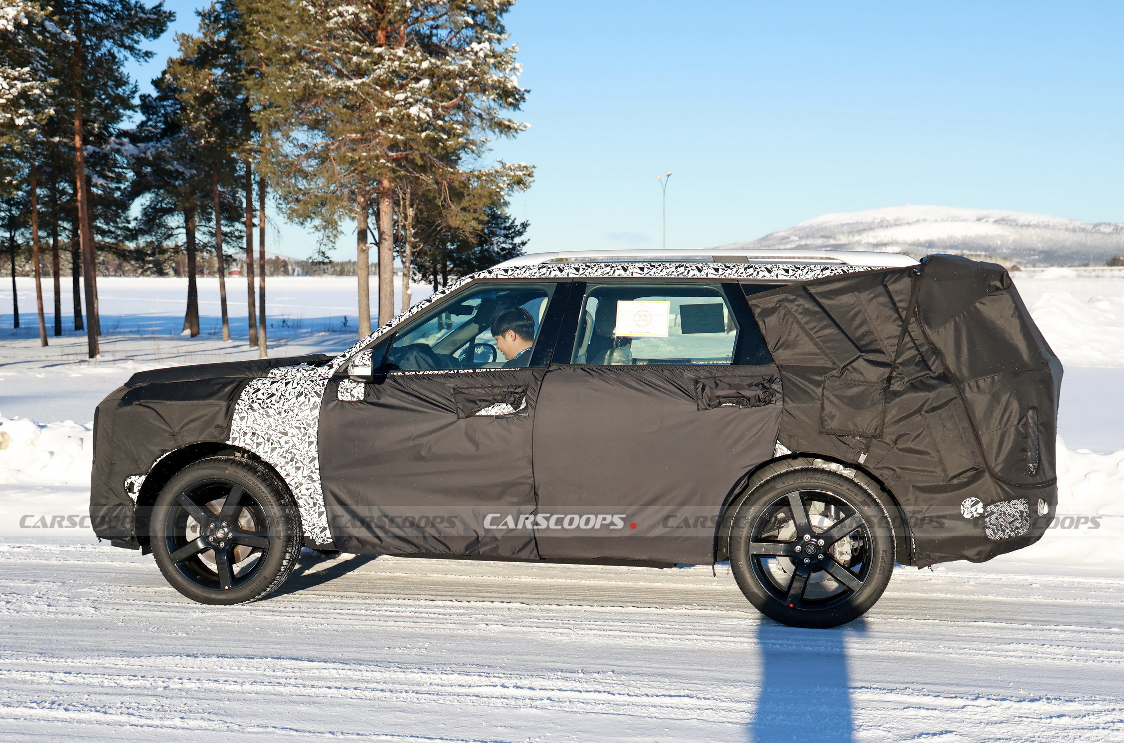 2026 Hyundai Palisade INS-OUT 24Carscoops