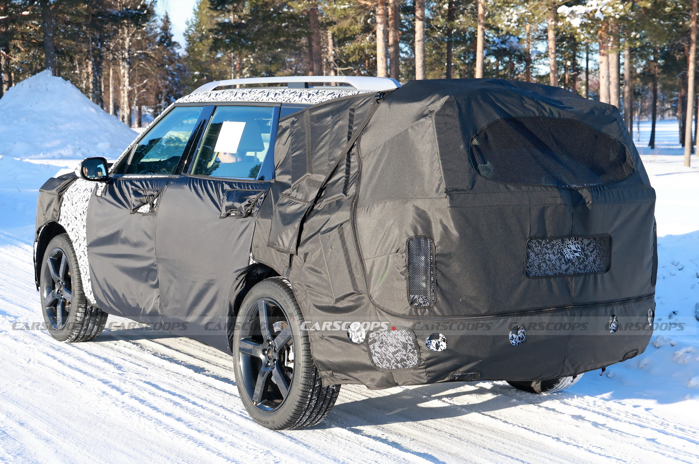 2026 Hyundai Palisade INS-OUT 5Carscoops