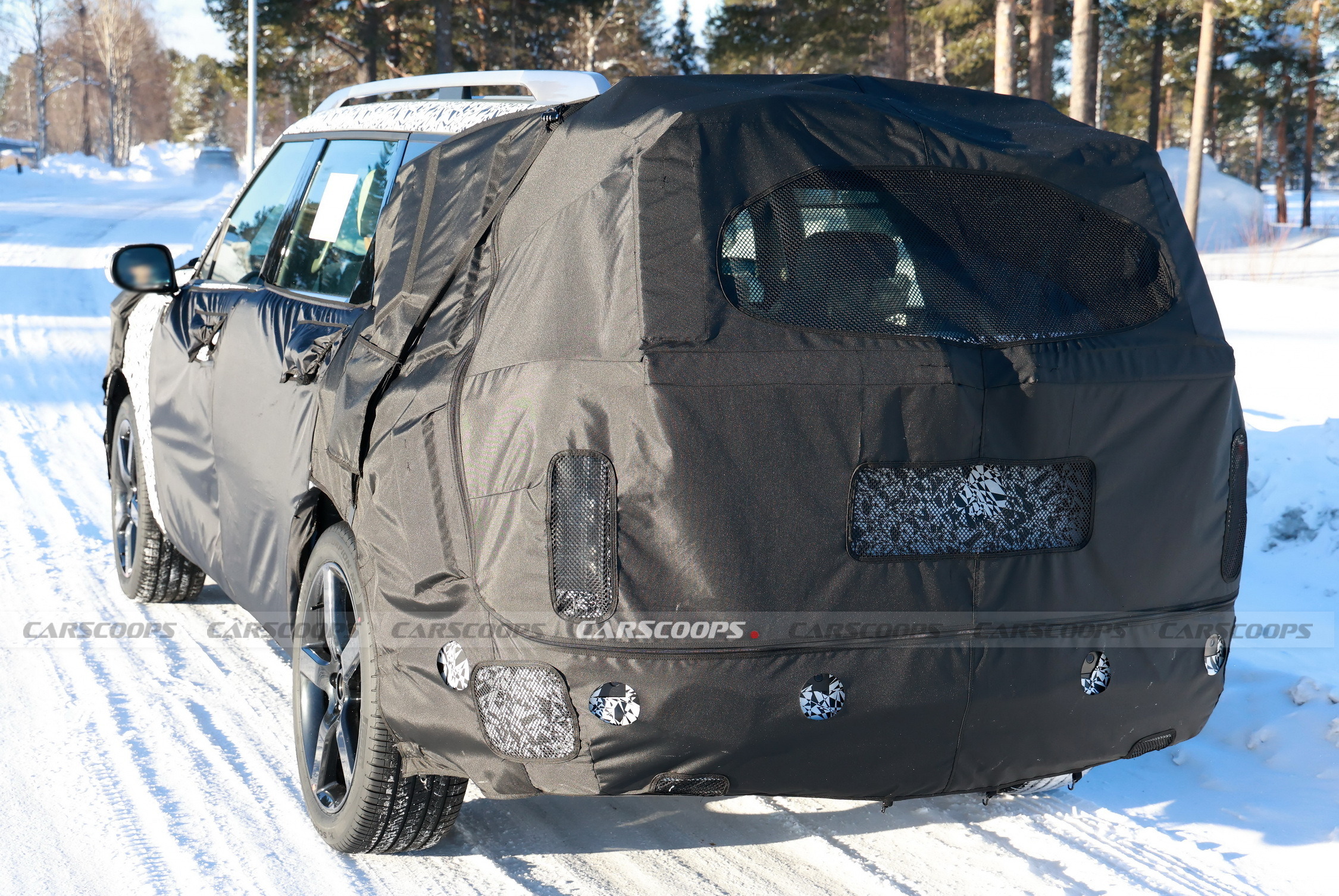 2026 Hyundai Palisade INS-OUT 6Carscoops