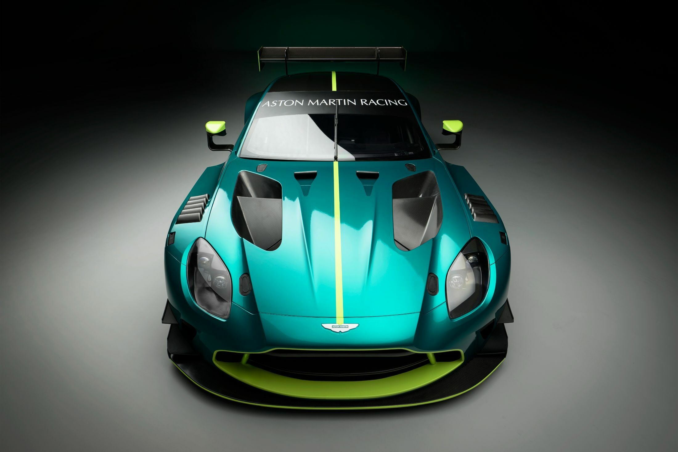 Aston Martin Vantage GT3 (10)