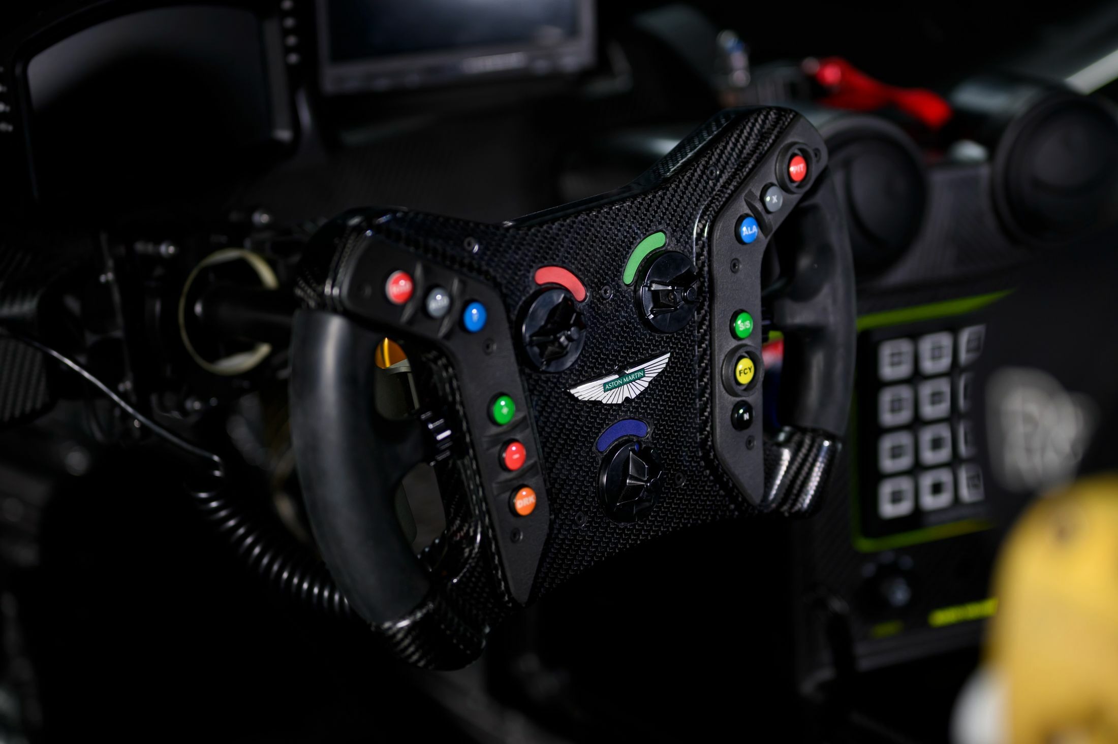 Aston Martin Vantage GT3 (11)