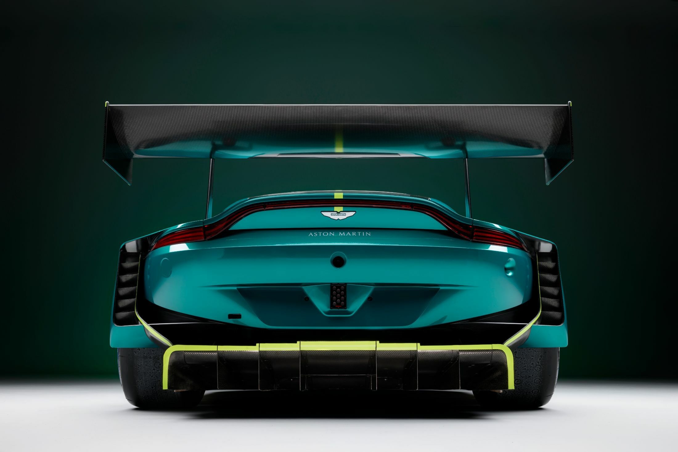 Aston Martin Vantage GT3 (4)
