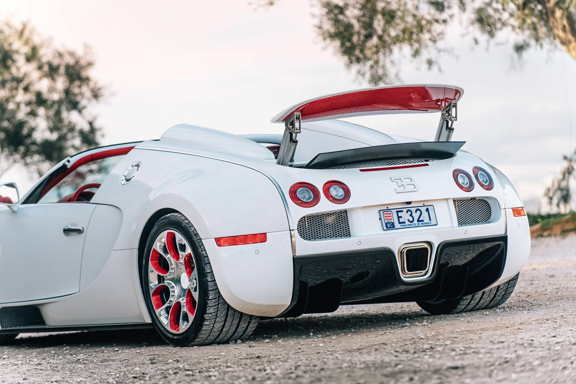 Bugatti Veyron Grand Sport Wei Long 13_result