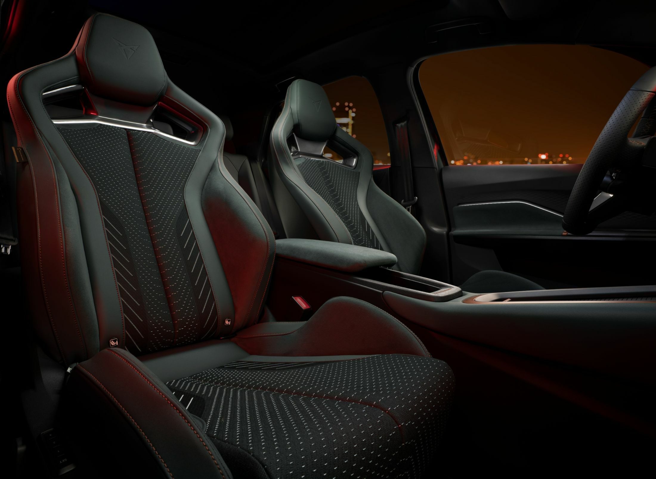 Cupra Born VZ interior (2)