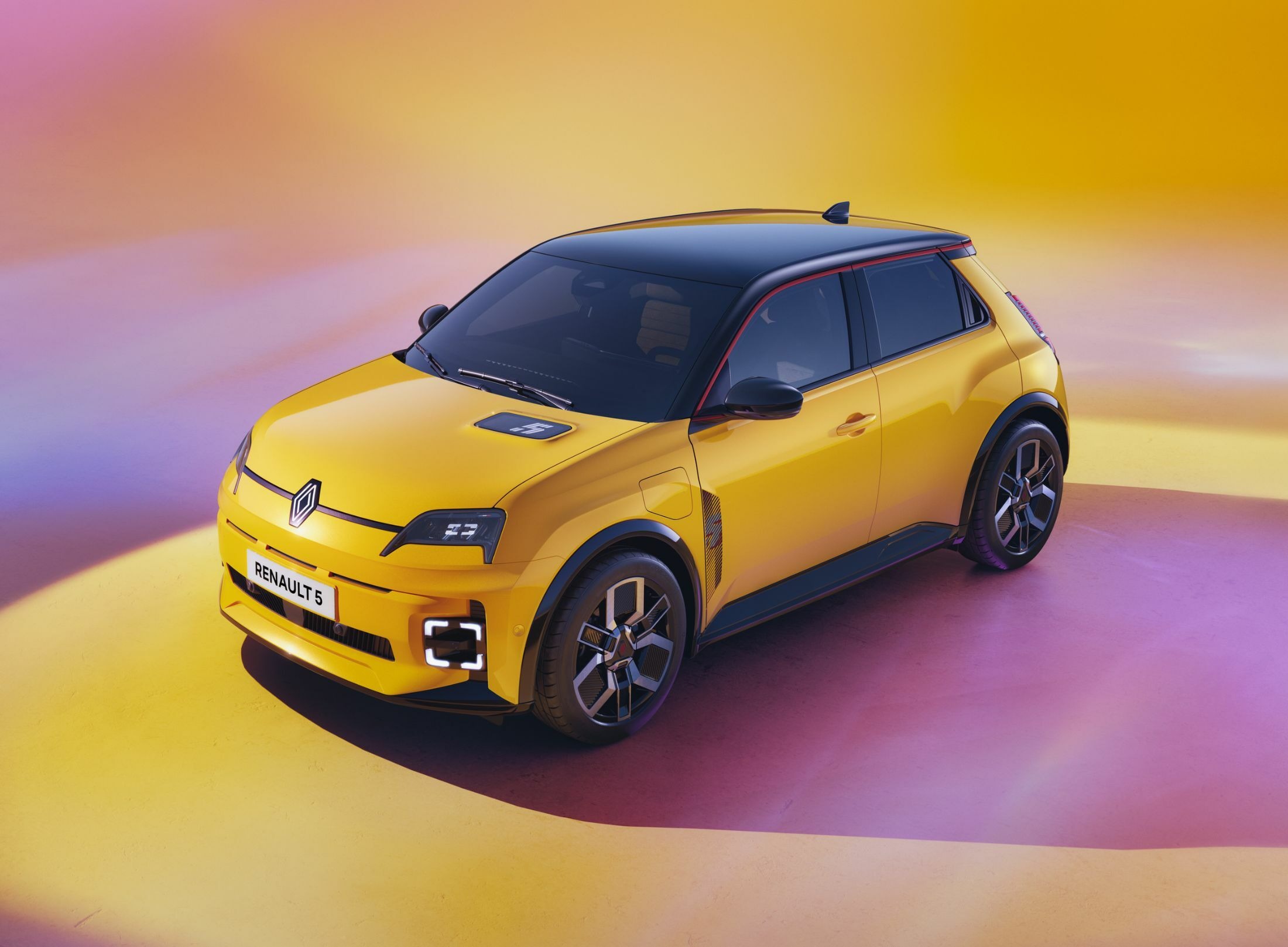 Renault 5 Electric (1)