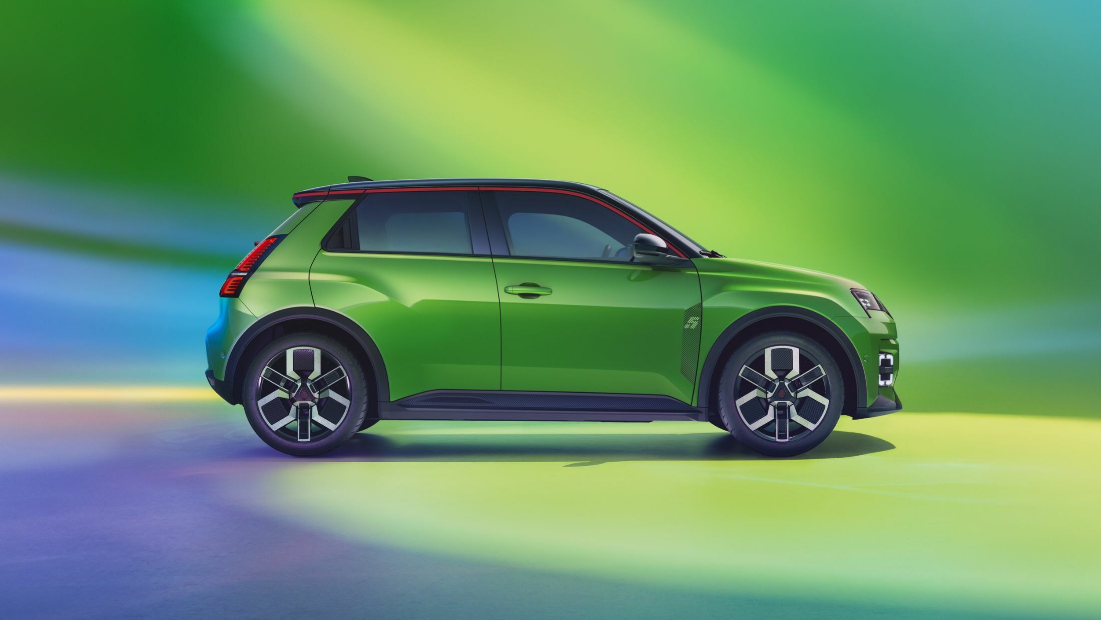 Renault 5 Electric - Green (3)