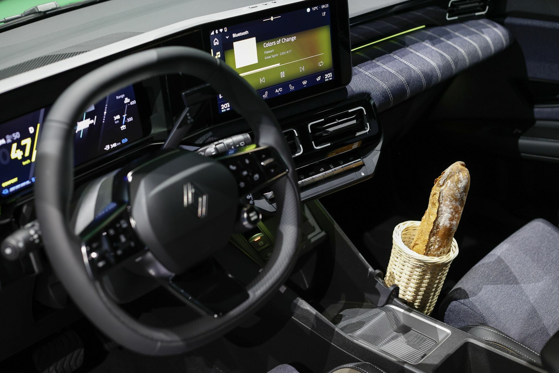 Renault 5 Electric - Interior (7)