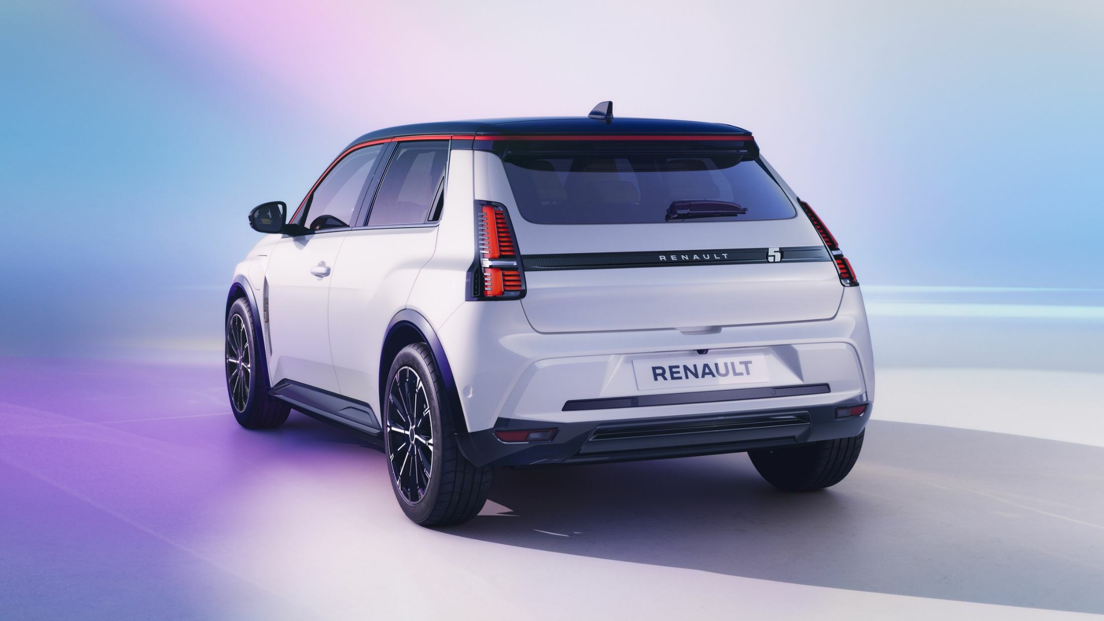 Renault 5 Electric - White (3)