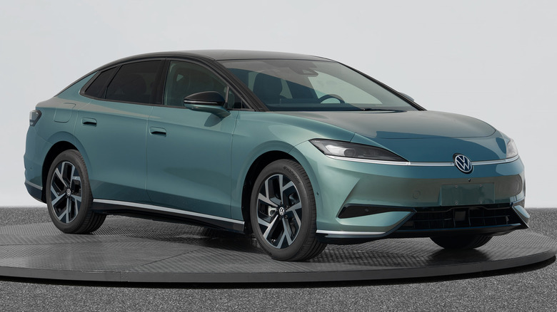 VW-ID7-av