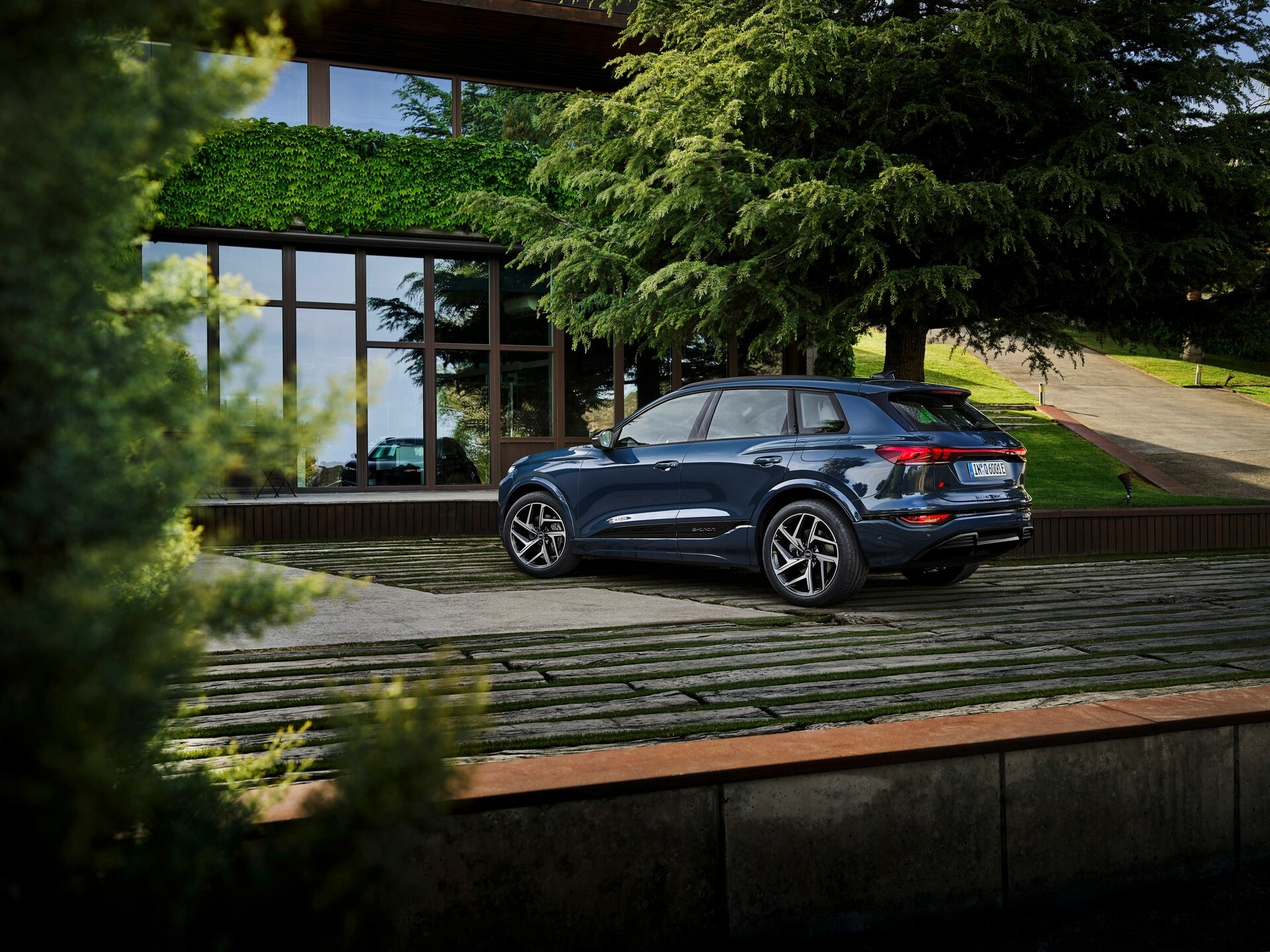 2025 Audi Q6 e-tron 03018 27