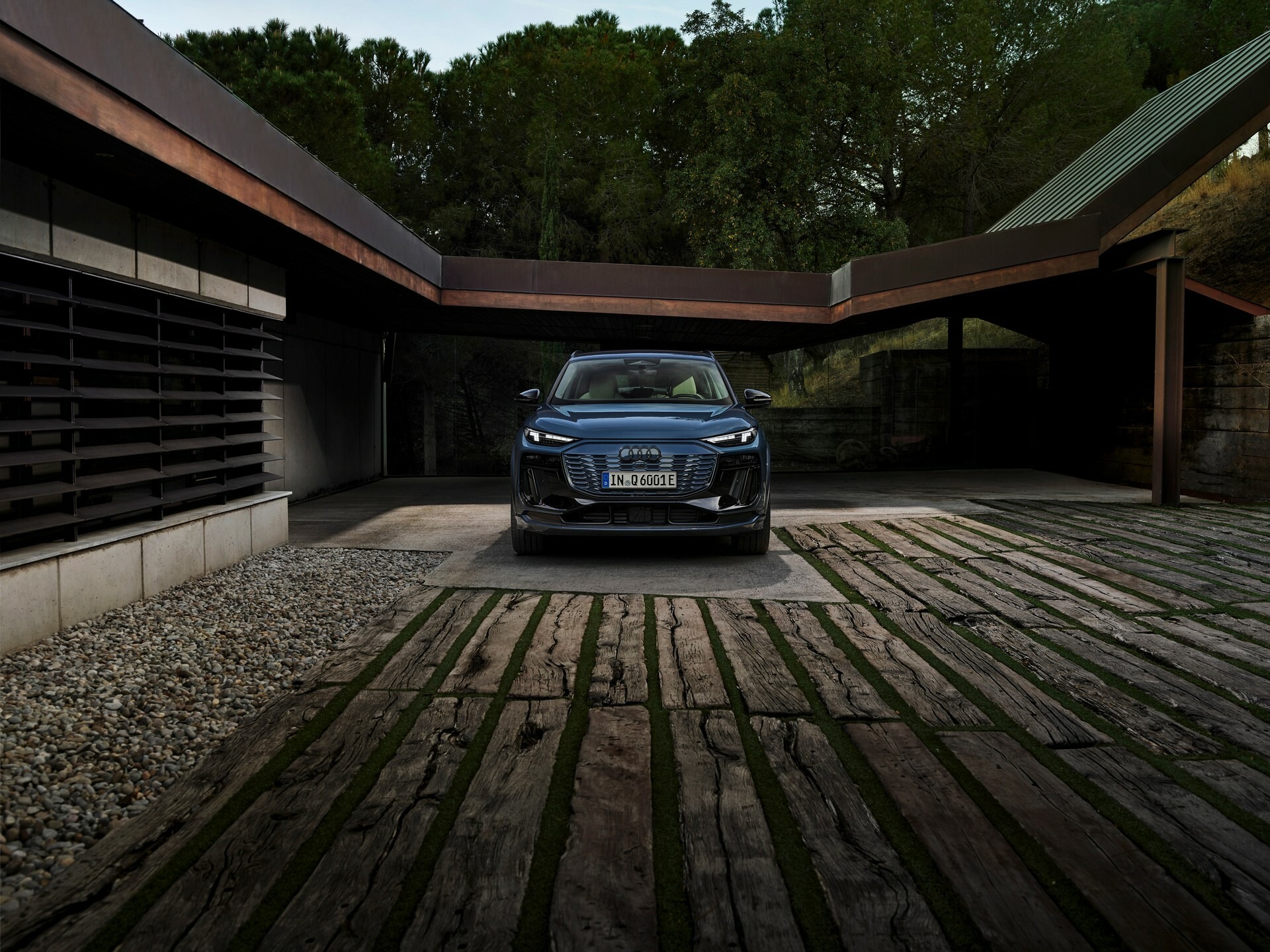 2025 Audi Q6 e-tron 03018 30