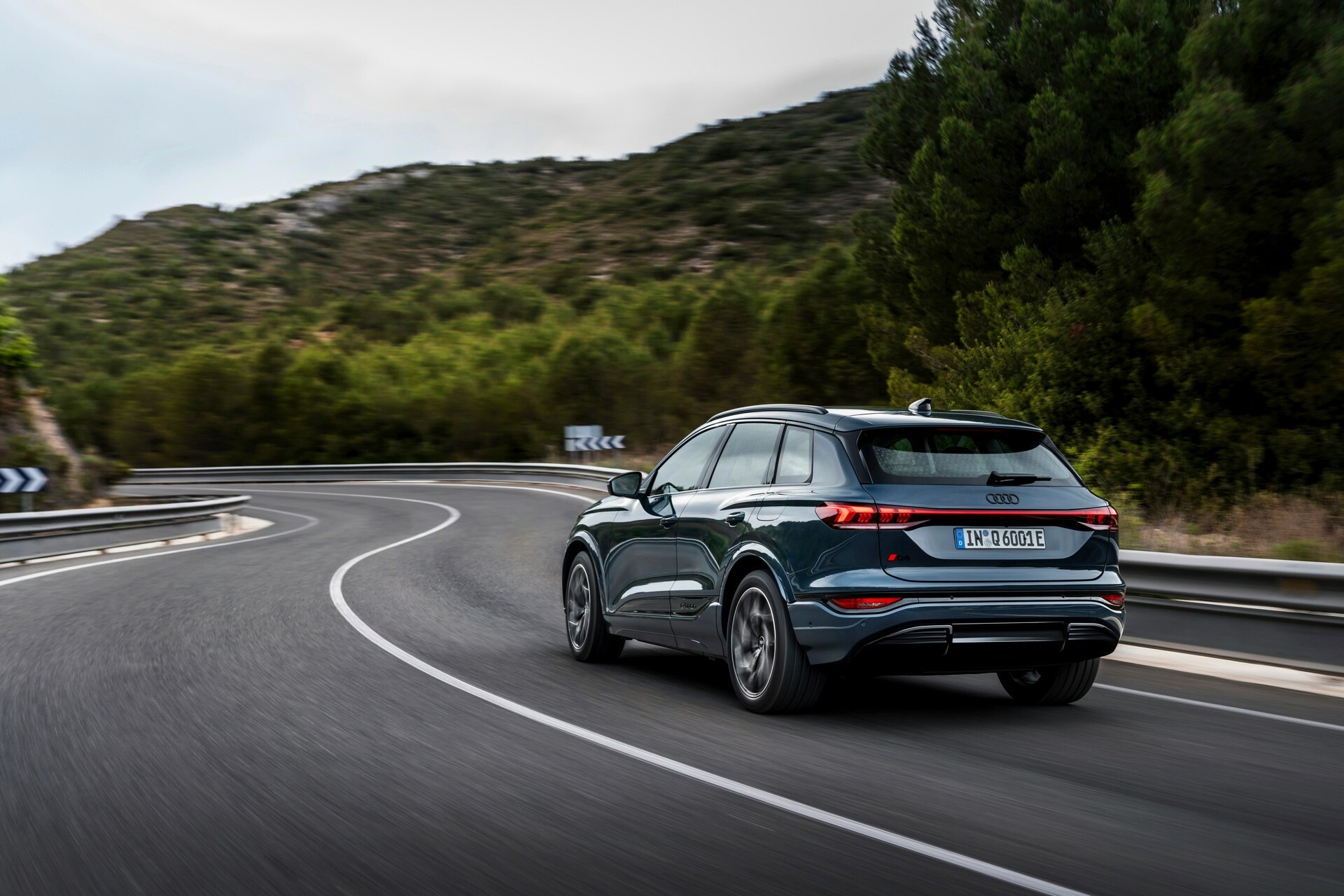 2025 Audi Q6 e-tron 03018 52