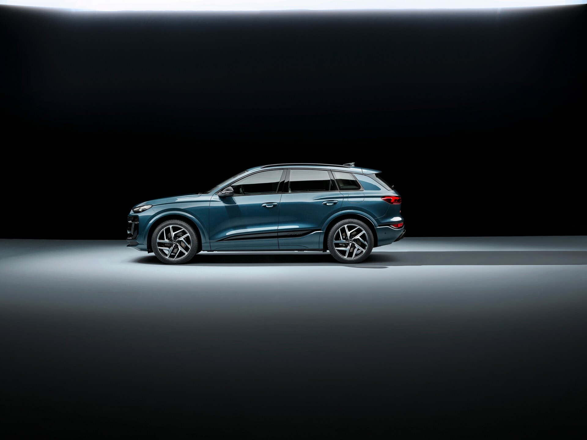 2025 Audi Q6 e-tron 03018 59