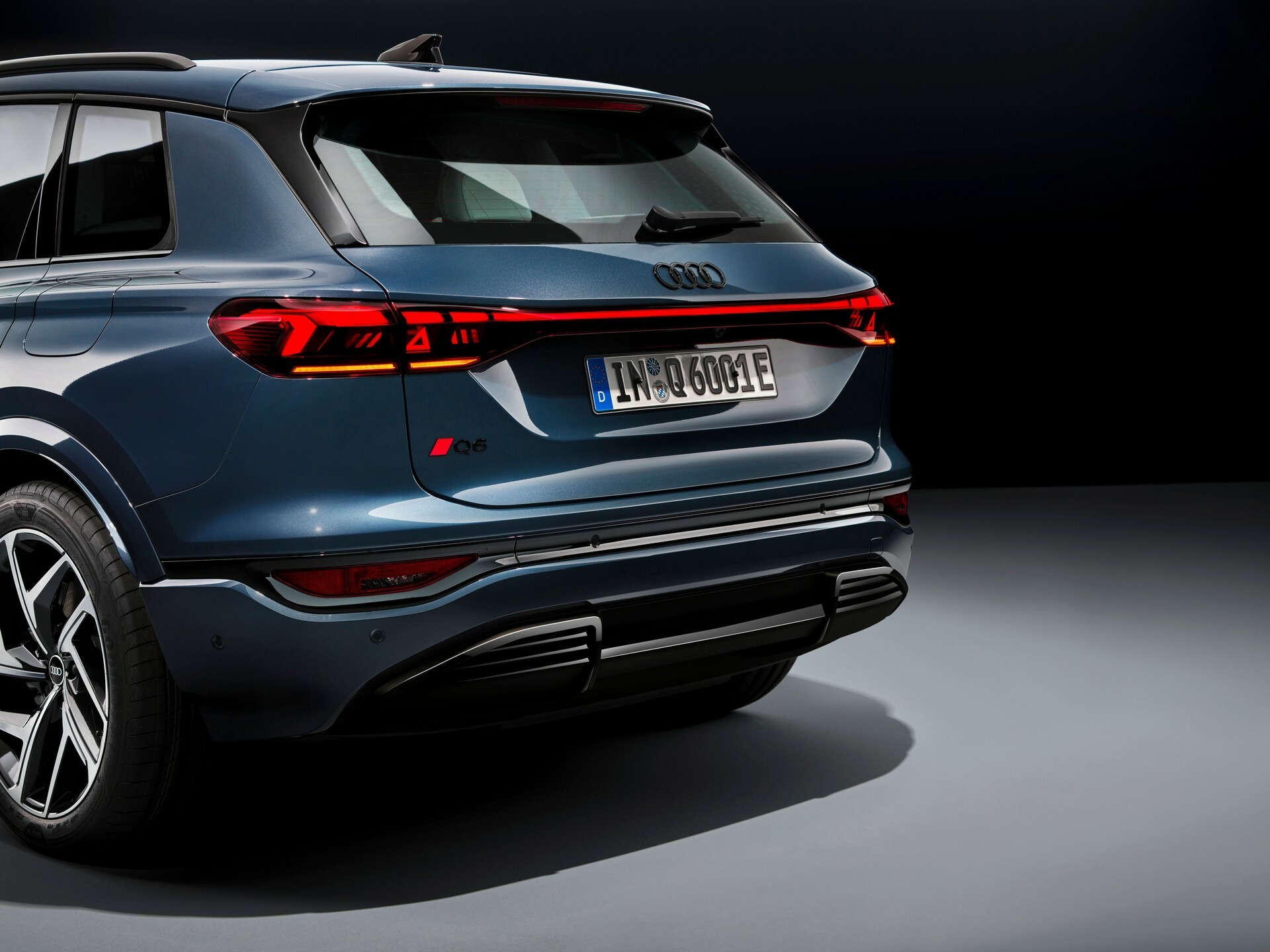 2025 Audi Q6 e-tron 03018 7