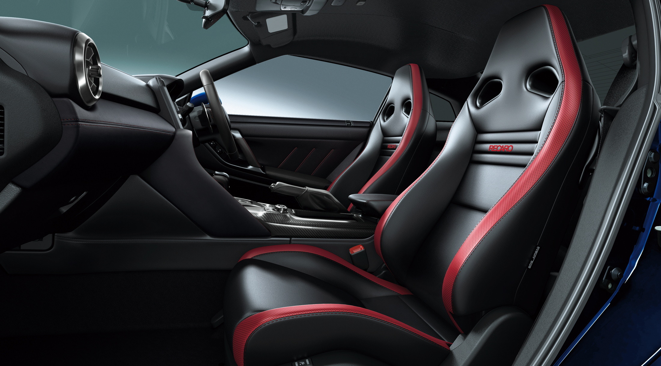 2025 Nissan GT-R Interior (13)