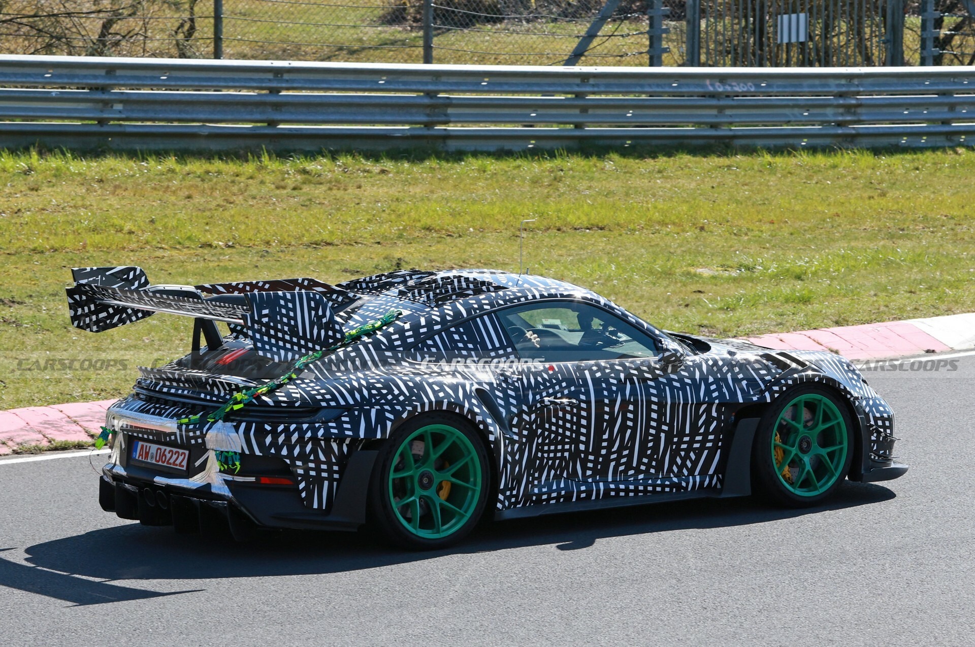 Porsche 911 GT3 RS Manthey Racing Edition 3027 10