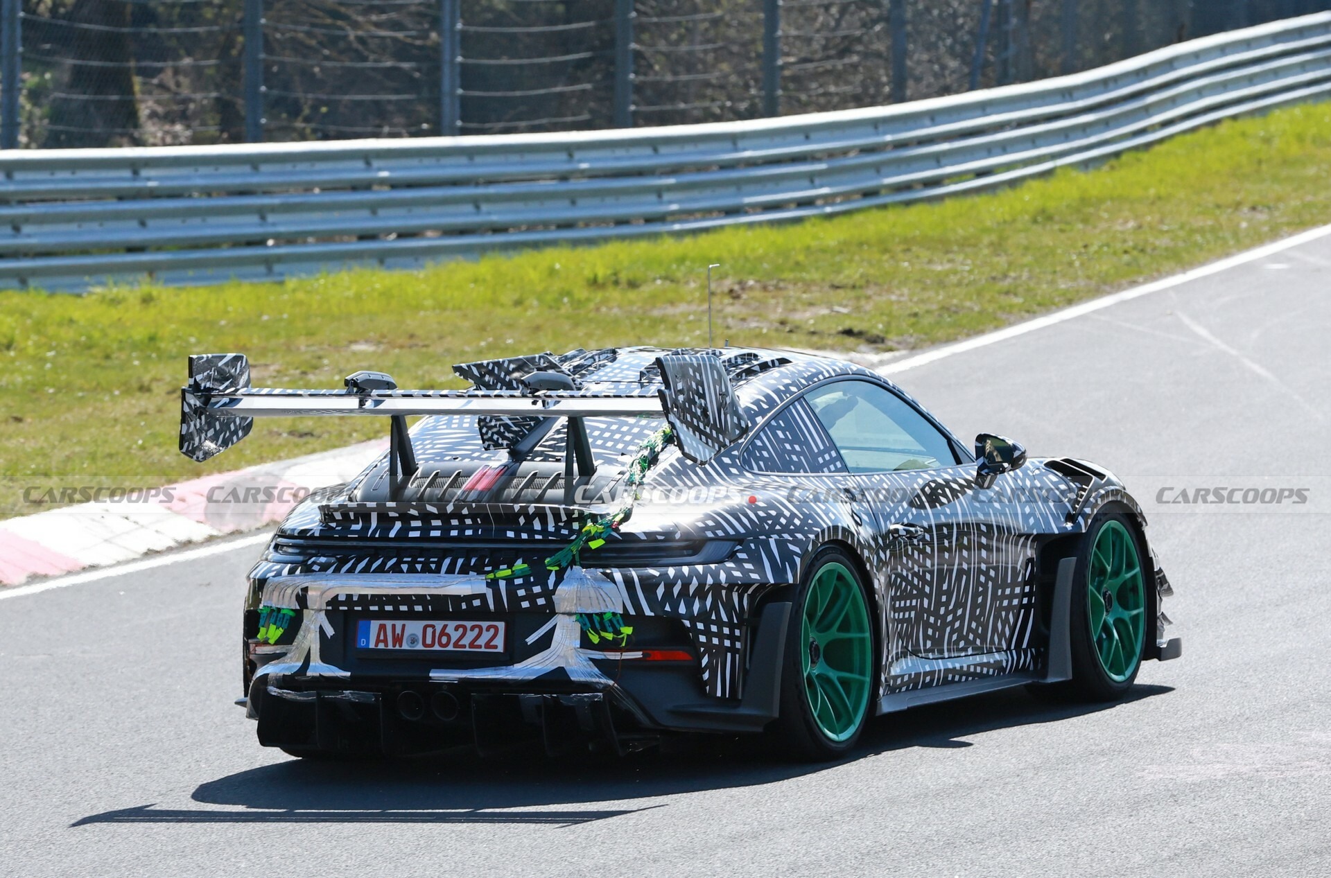 Porsche 911 GT3 RS Manthey Racing Edition 3027 11