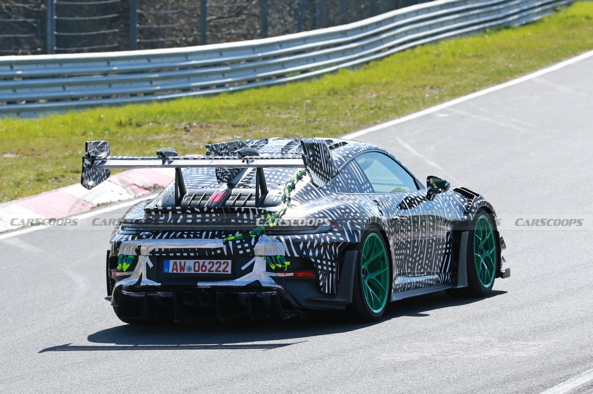 Porsche 911 GT3 RS Manthey Racing Edition 3027 12