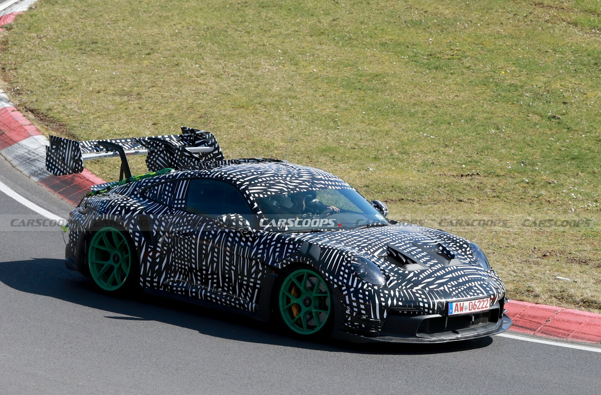 Porsche 911 GT3 RS Manthey Racing Edition 3027 6