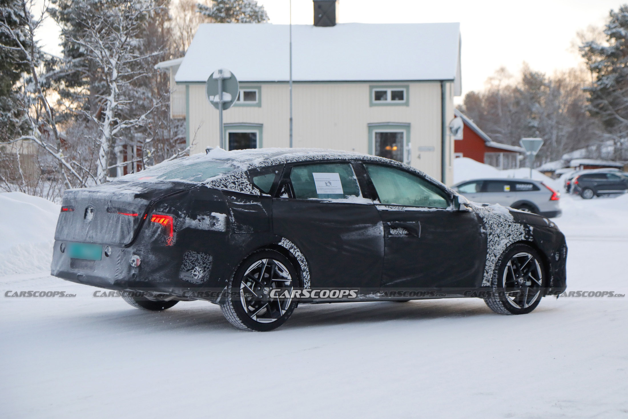 Kia K4 Forte spy shots scoop 00009