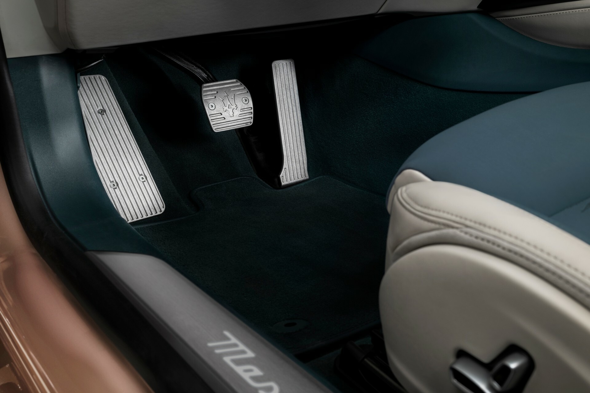 2025 Maserati GranCabrio Folgore 0415 34