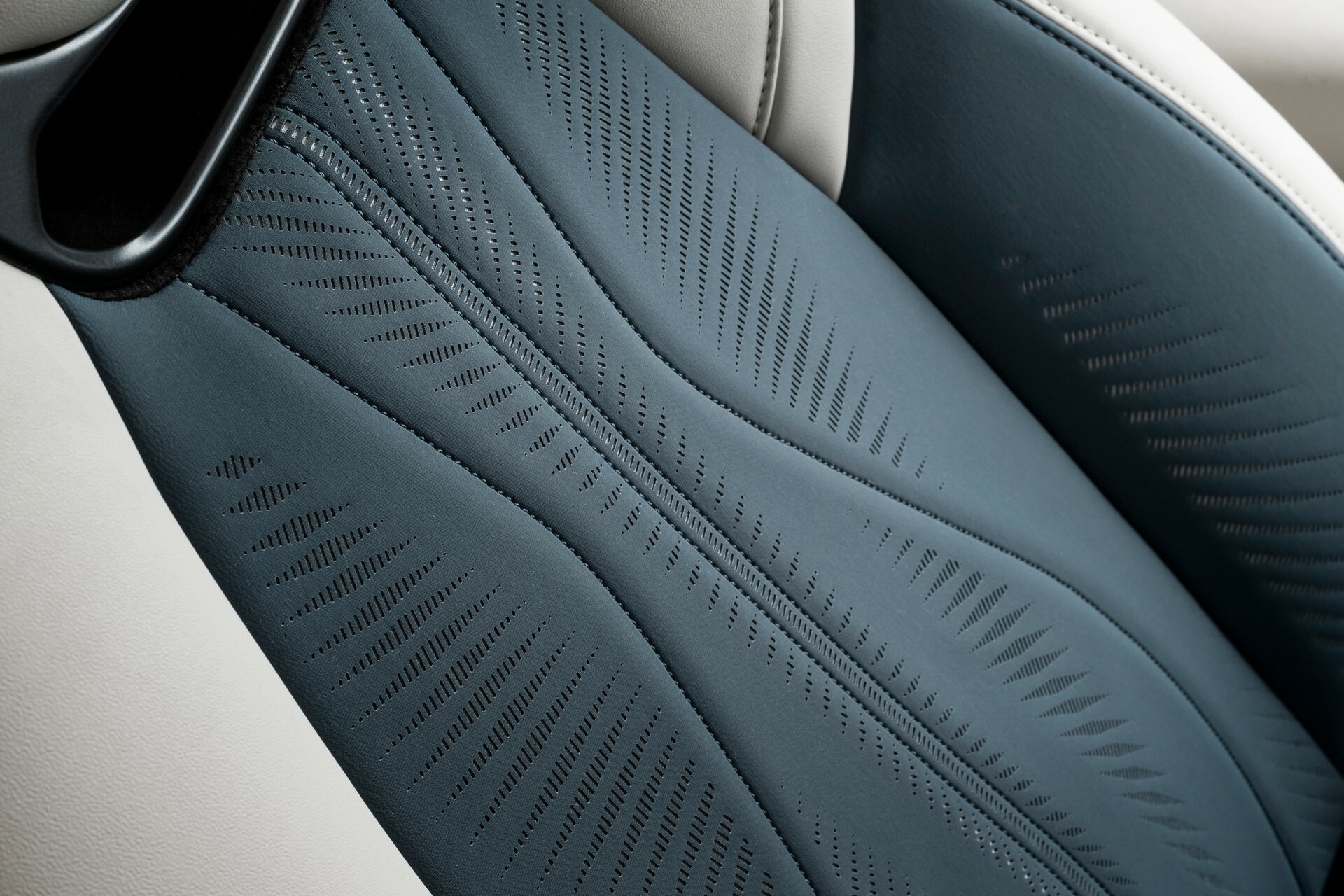 2025 Maserati GranCabrio Folgore 0415 45