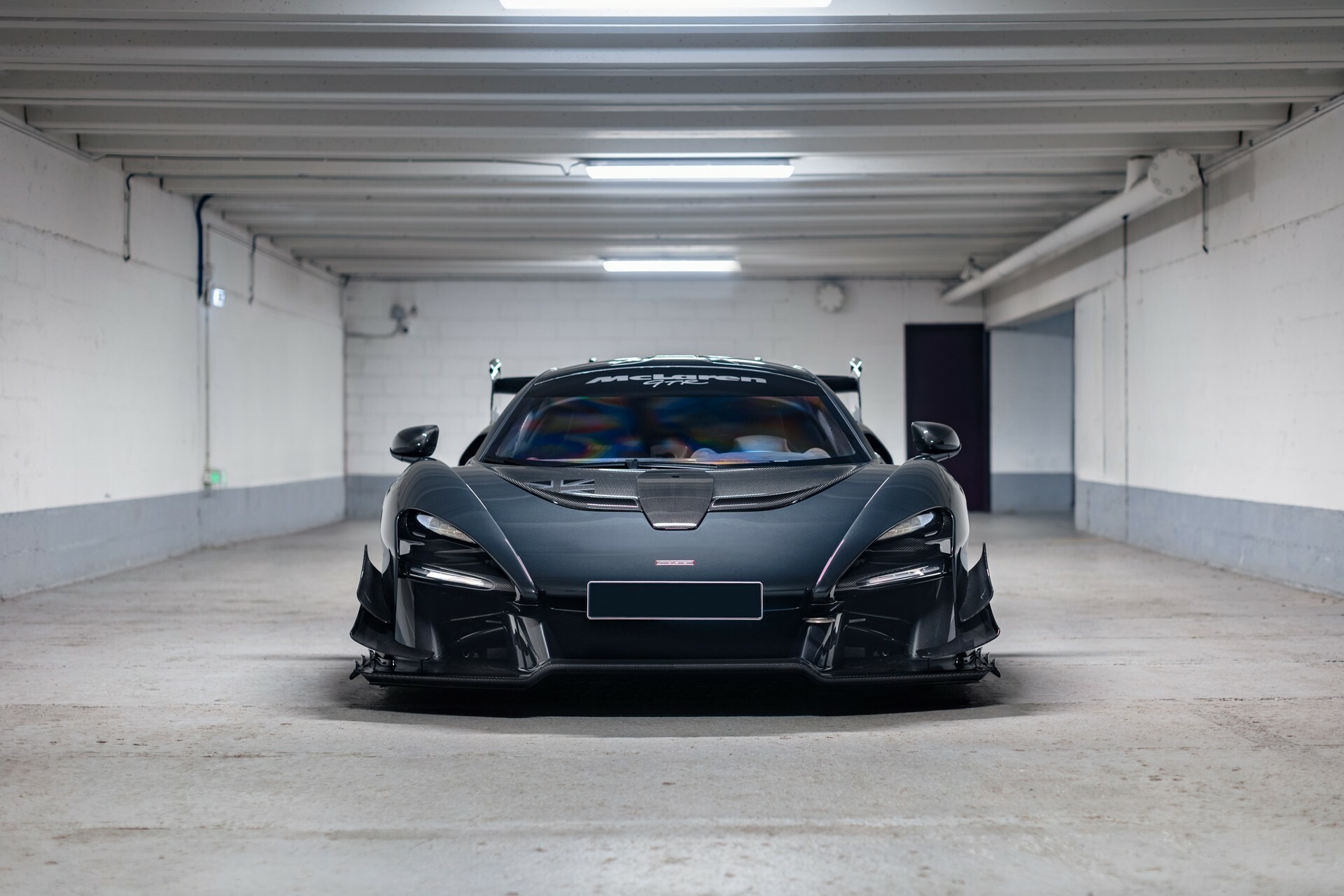 Lanzante McLaren Senna GTR LM 25 - 4